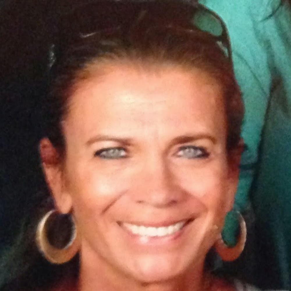 Meet your Posher, Suzanne